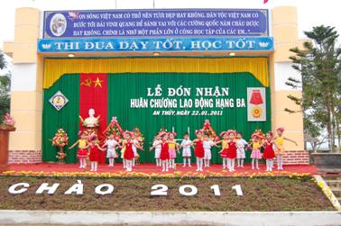 HUAN CHUONG 3.jpg